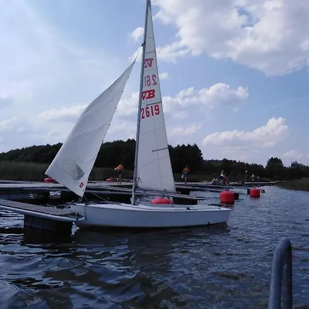 Сasa de vacaciones Nad Jeziorem/seehaus 2 Letowo (West Pomeranian)